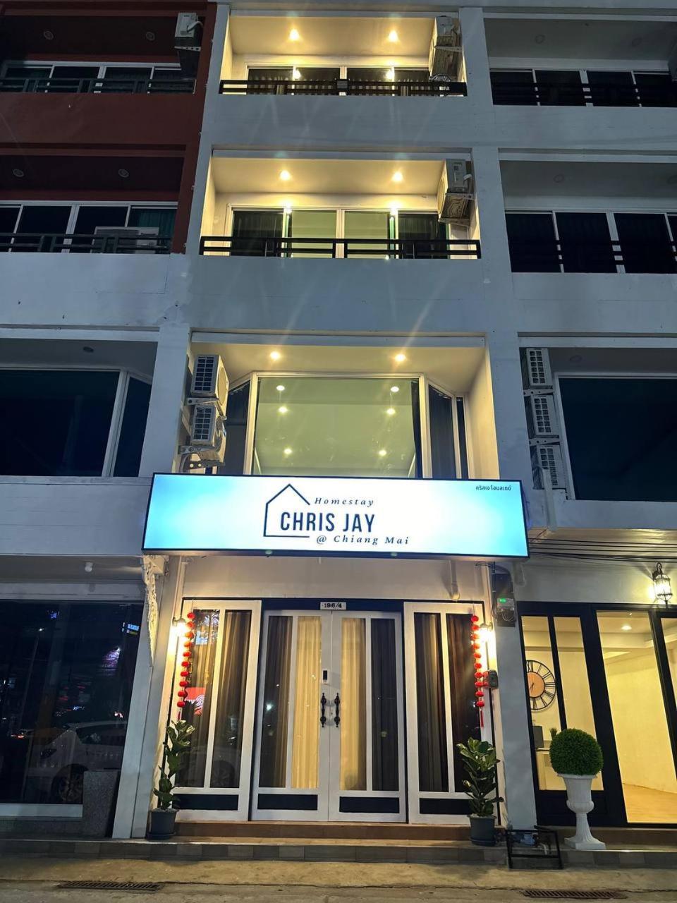 チエンマイChris Jay @ Cnxアパートメント エクステリア 写真